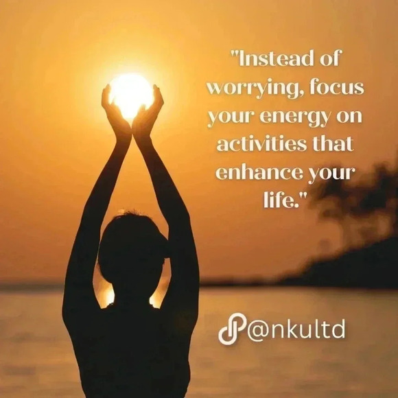 🆕️Versatile 2-in-1 Two-Tone 18K Gold Plated Stainless Steel Dainty Earrings ✨ - Picture 10 of 15